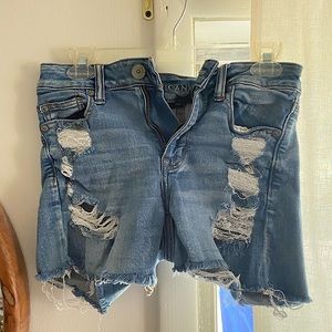American Eagle Hi-Rise Shortie Short